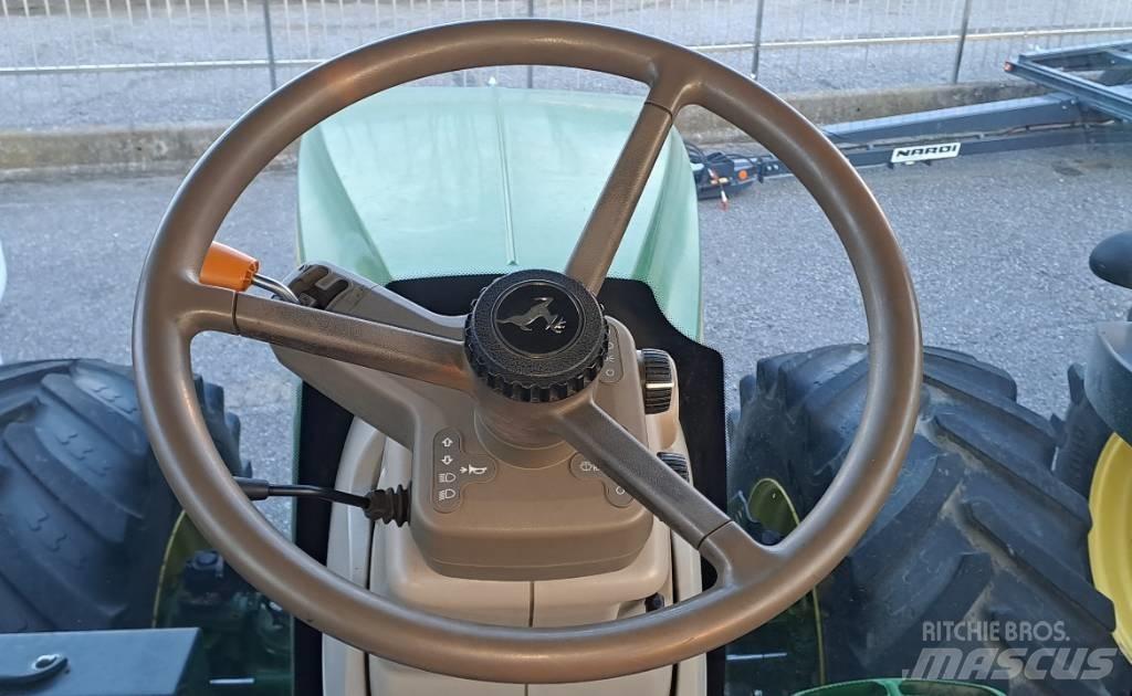 John Deere 7230 R Traktorid
