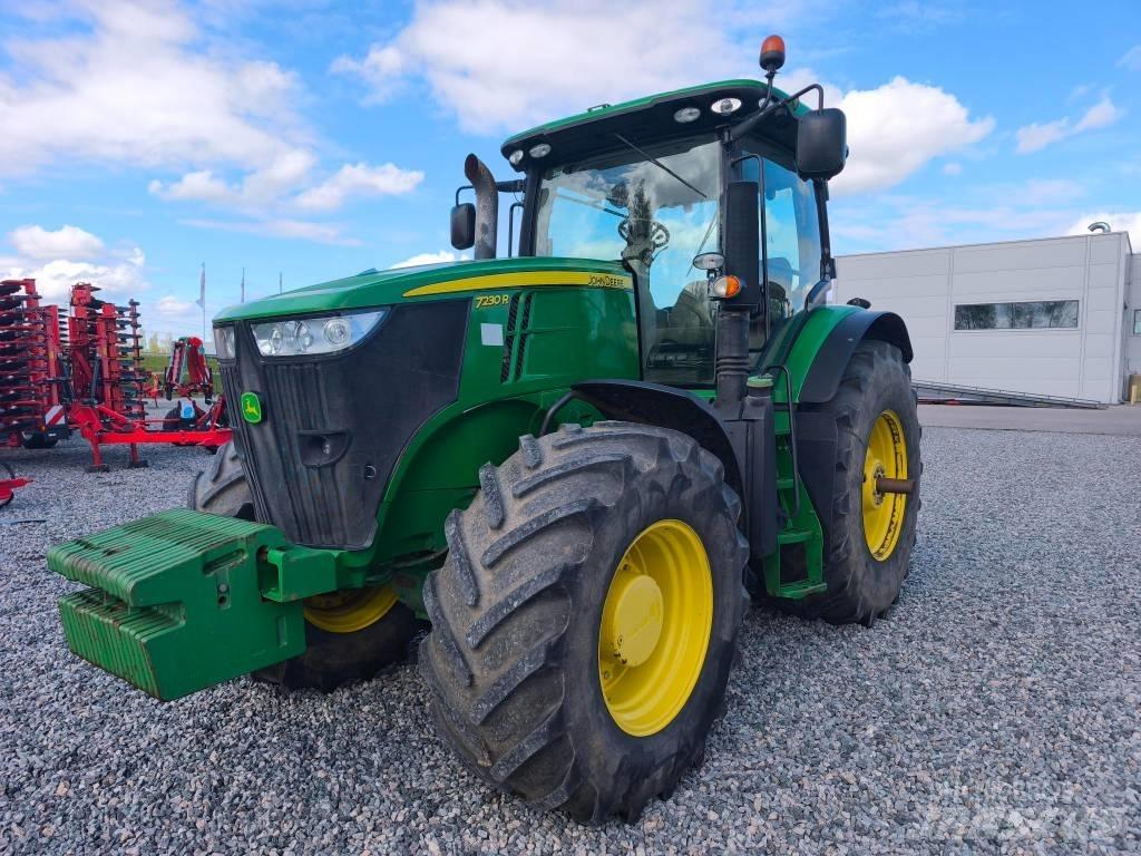 John Deere 7230 R Traktorid
