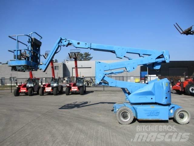 JLG E 400 AJP (848) Iseliikuvad poomtõstukid