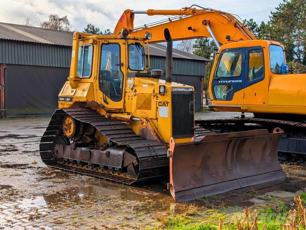 CAT D 4 H LGP Buldooserid