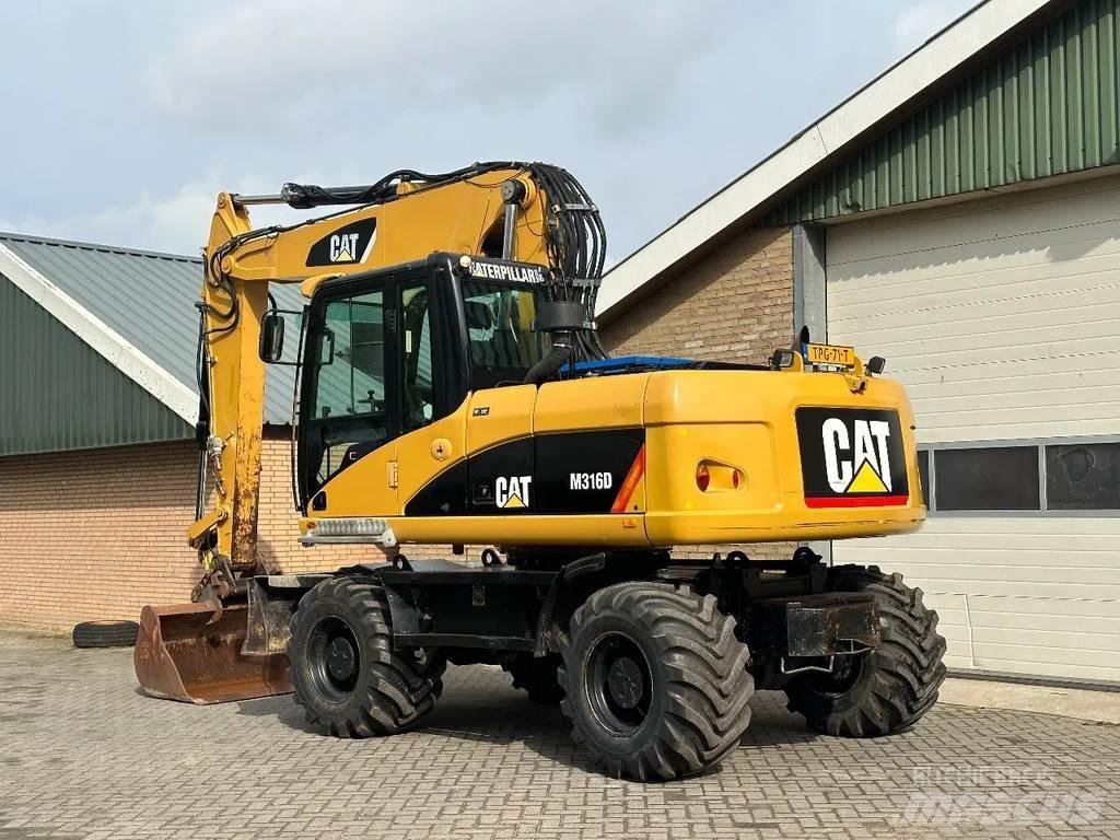 CAT M316D Ratasekskavaatorid