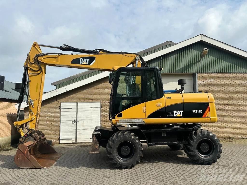 CAT M316D Ratasekskavaatorid