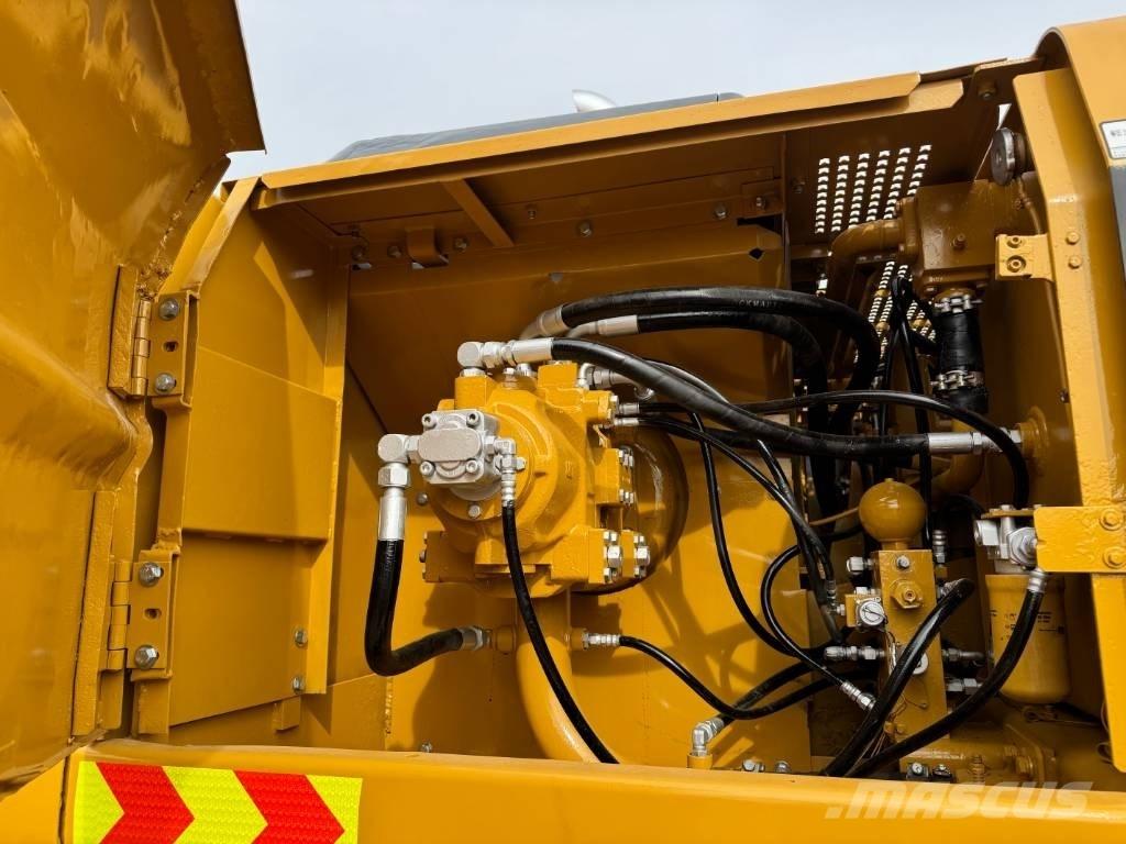 CAT 320 B Roomikekskavaatorid