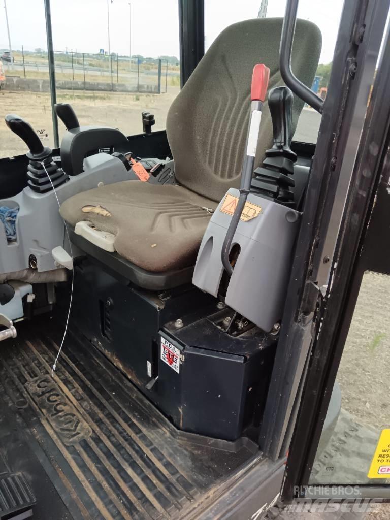 Kubota U 27-4 Miniekskavaatorid < 7 t
