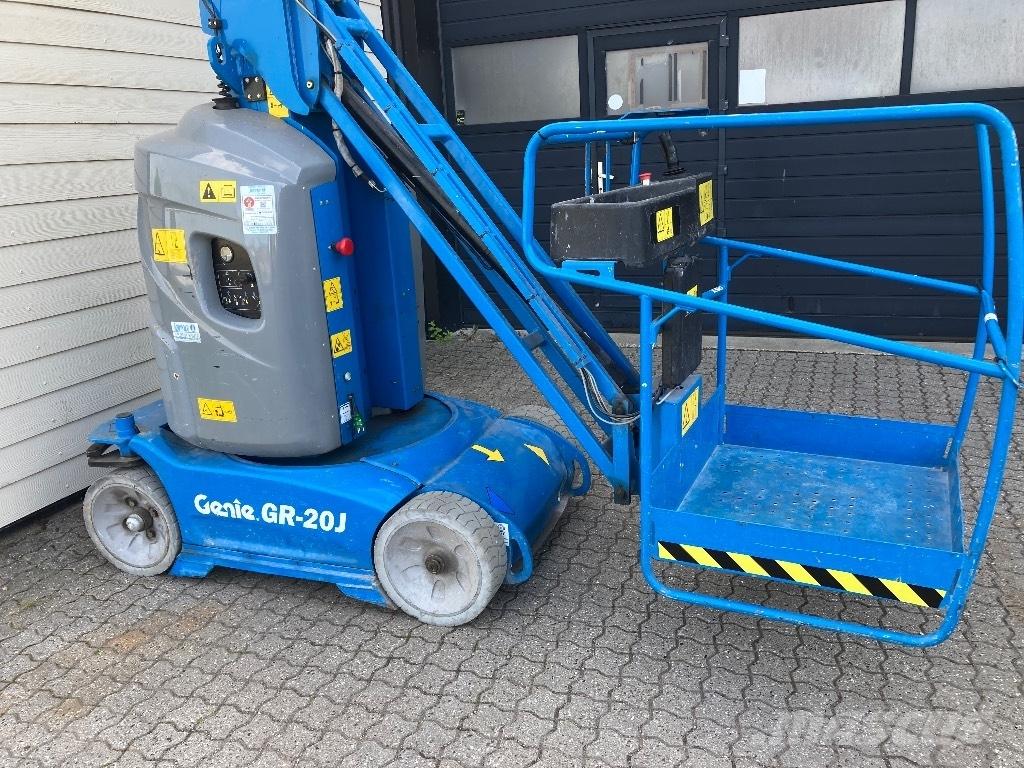 Genie GR 20 J Vertikaalsed mast tõstukid