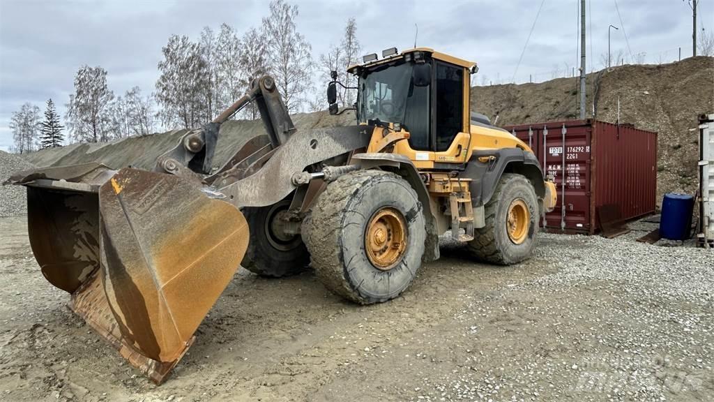 Volvo L120H Rataslaadurid