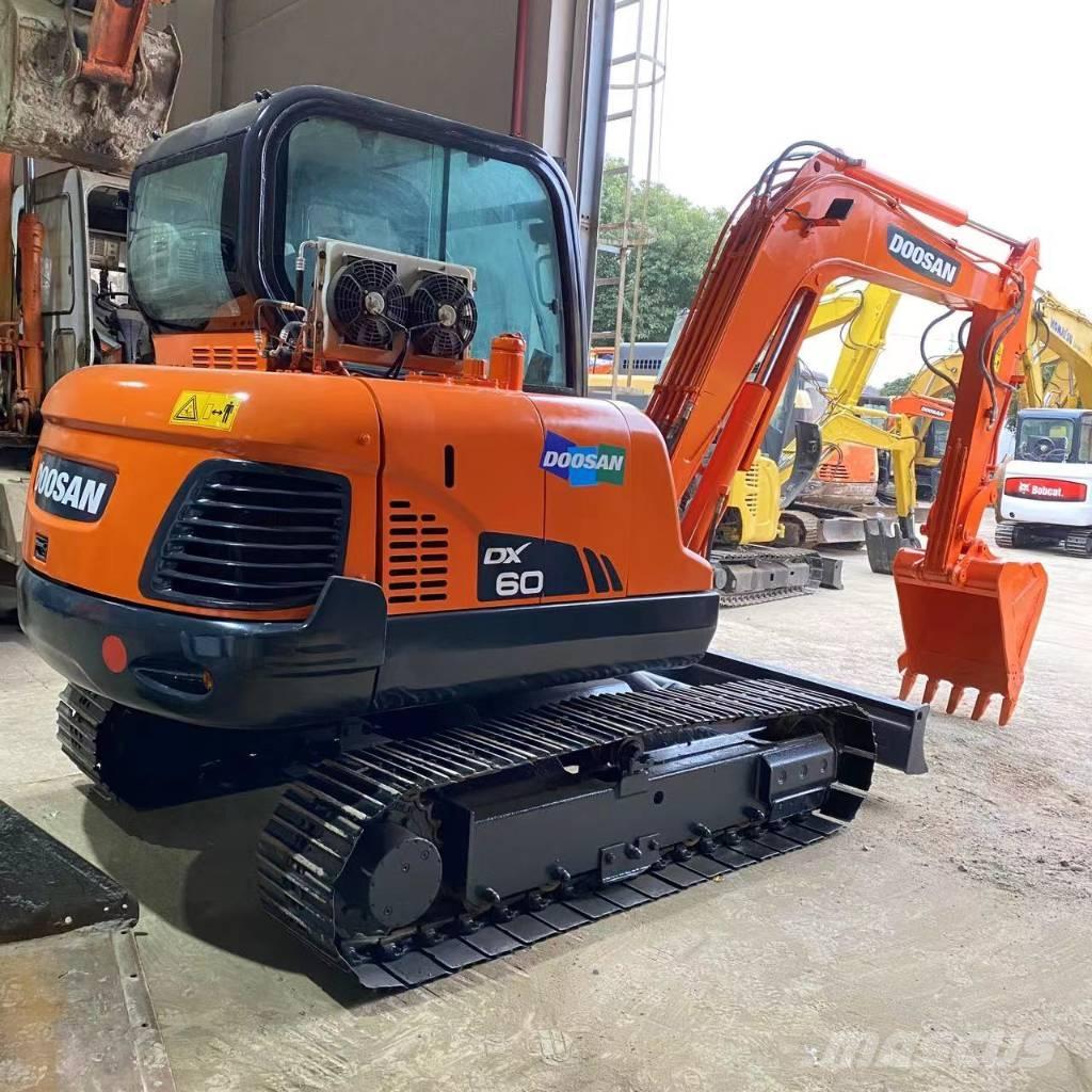 Doosan DX 60-9 C Roomikekskavaatorid