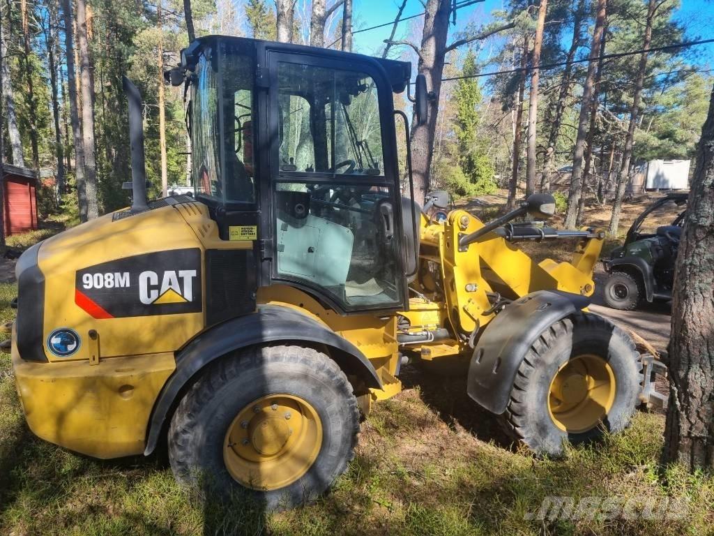 CAT 908 M - 2015 Rataslaadurid
