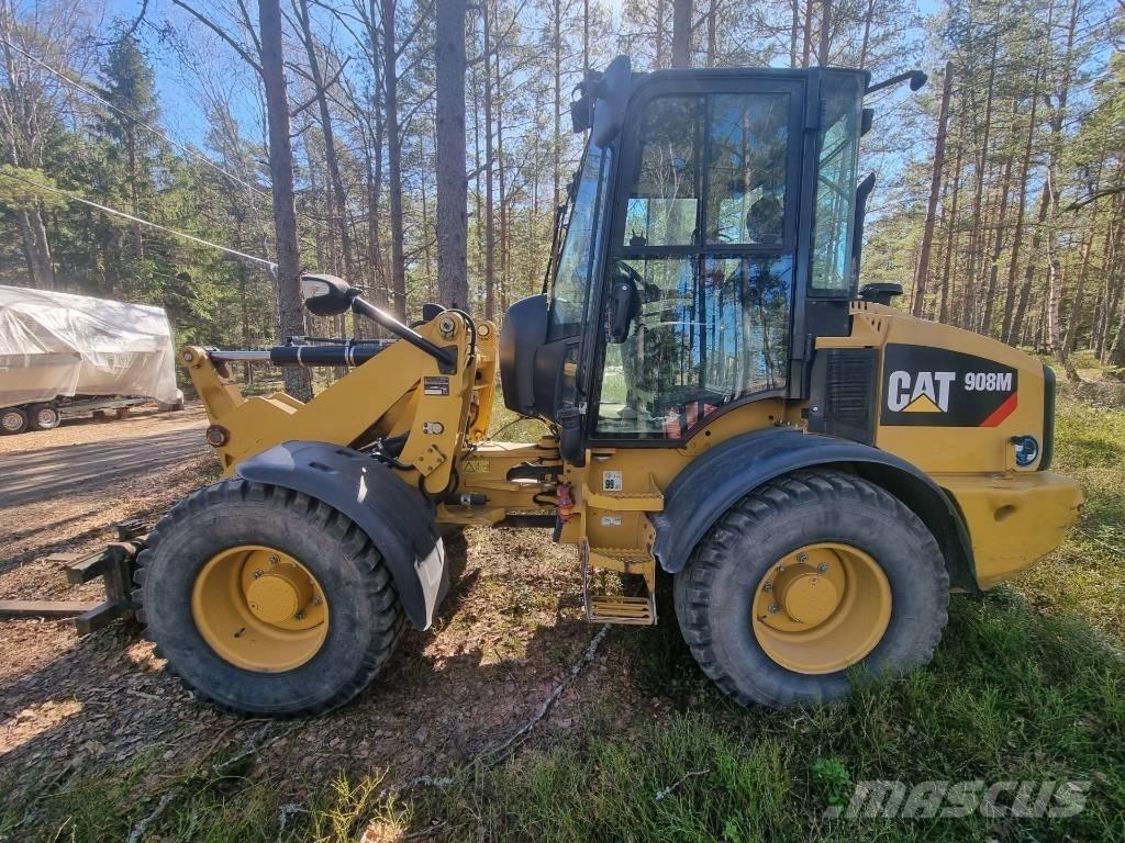 CAT 908 M - 2015 Rataslaadurid