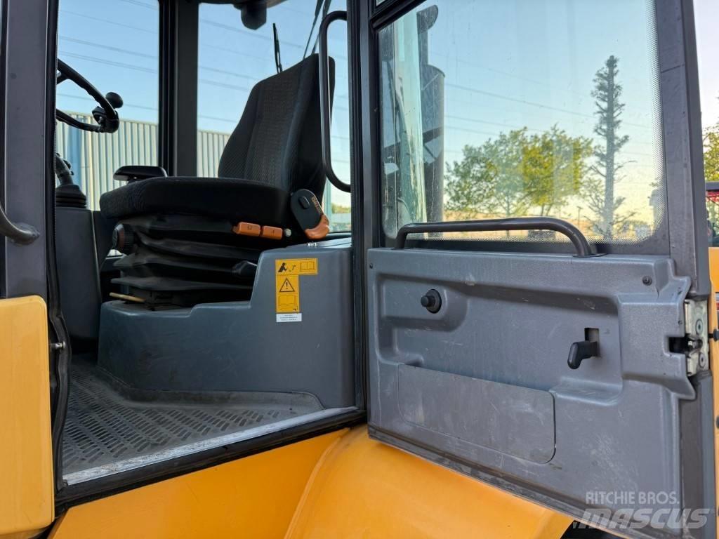 Volvo L 40 B TPS Rataslaadurid
