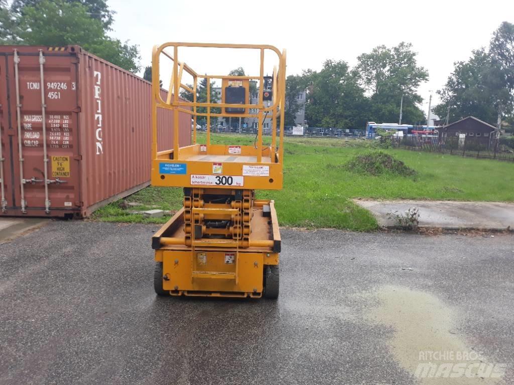Haulotte Compact 12 Käärtõstukid