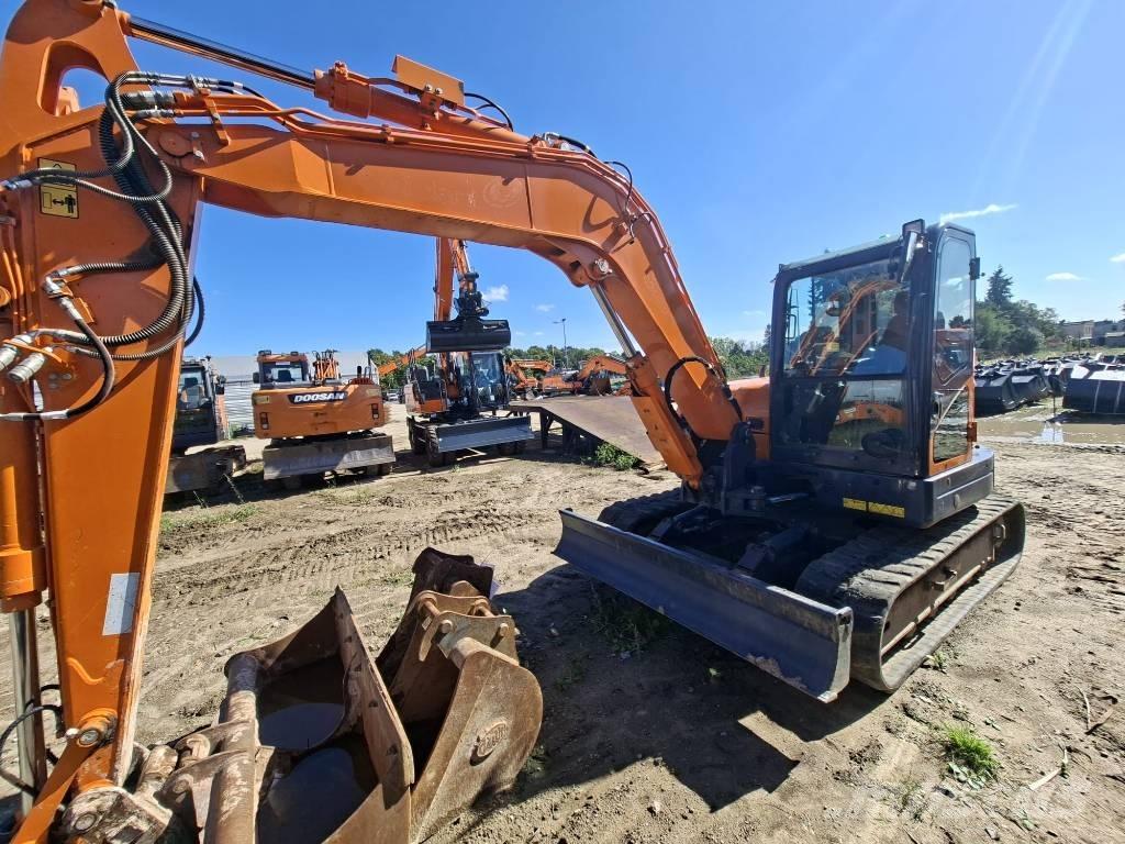 Doosan DX 85 R-3 Väikeekskavaatorid 7t-12t