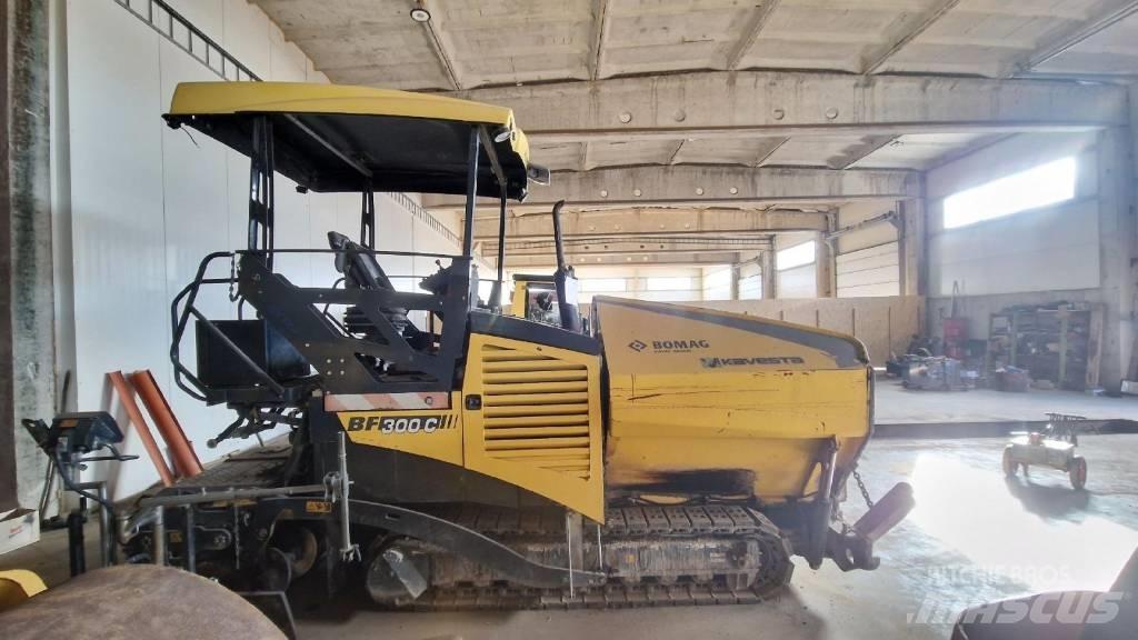 Bomag BF 300 Asfaldilaoturid