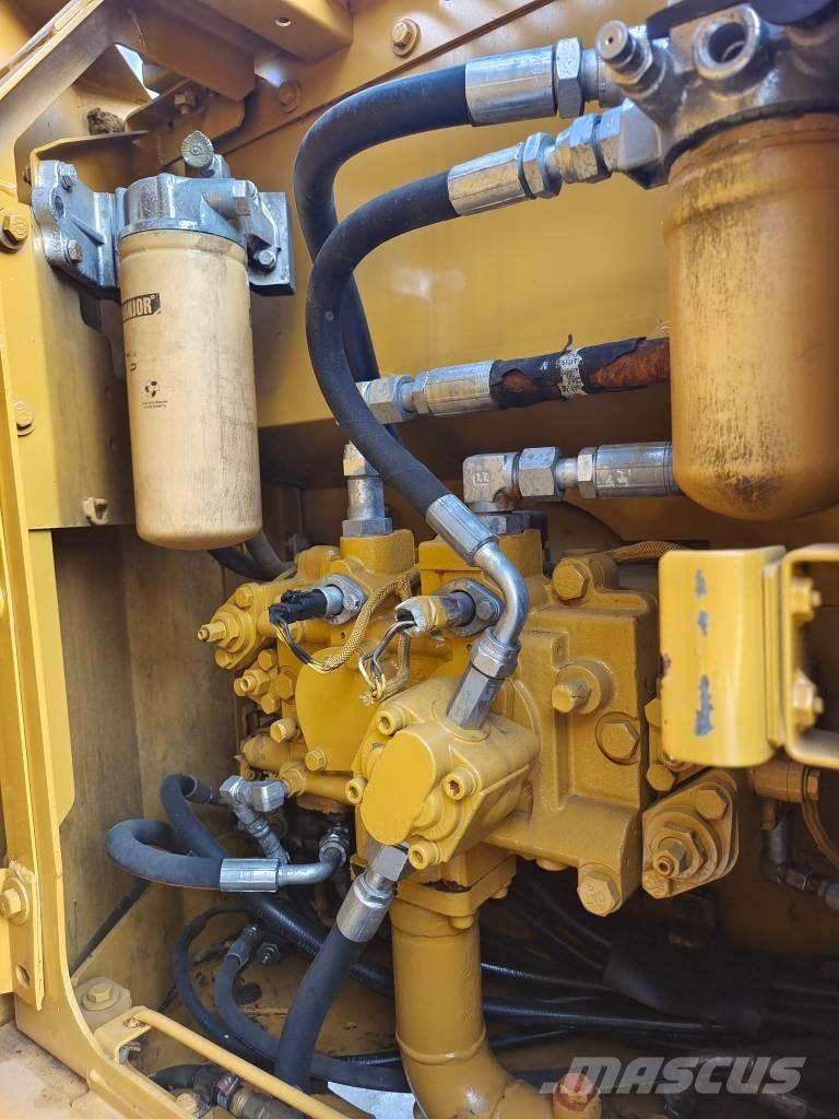 CAT 312 D Roomikekskavaatorid