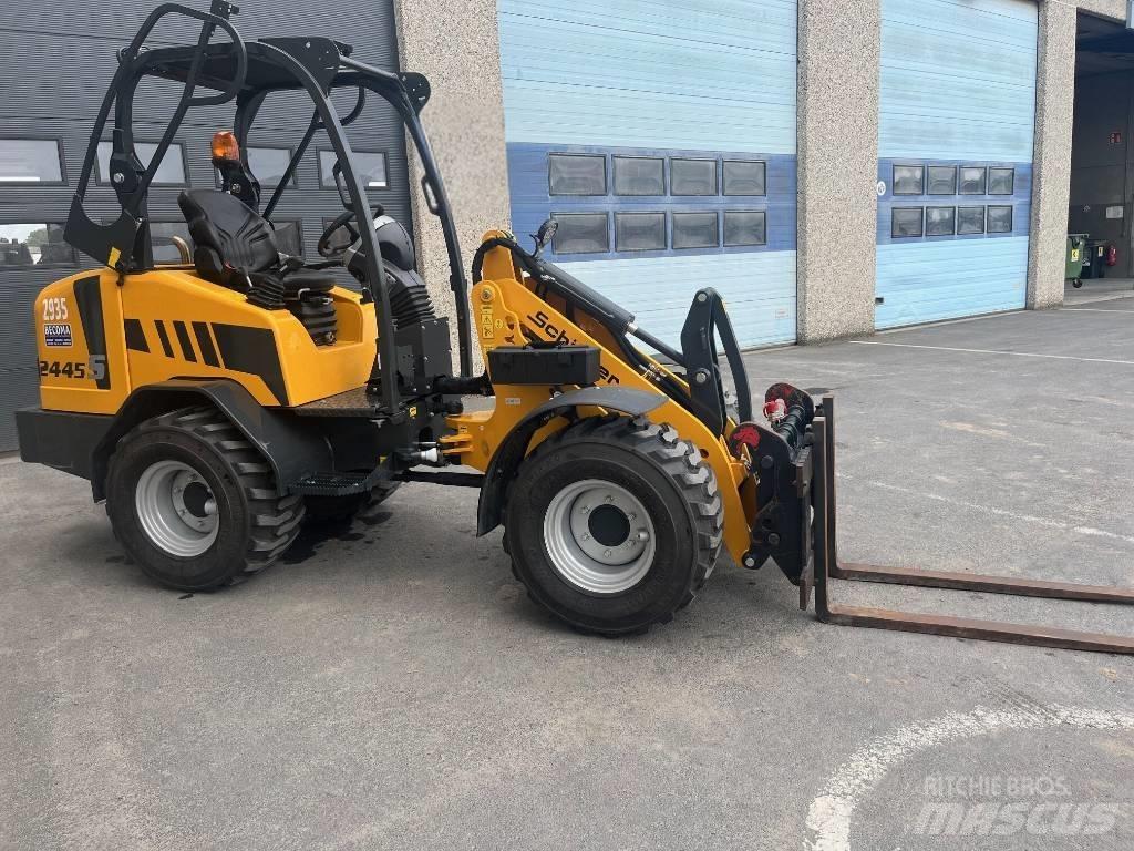 Schäffer 2445S Väikelaadurid