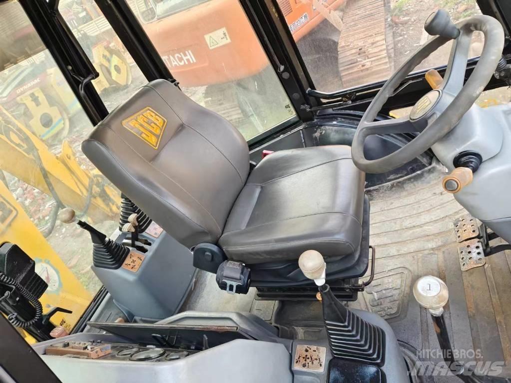 JCB 3cx Ekskavaatorlaadurid
