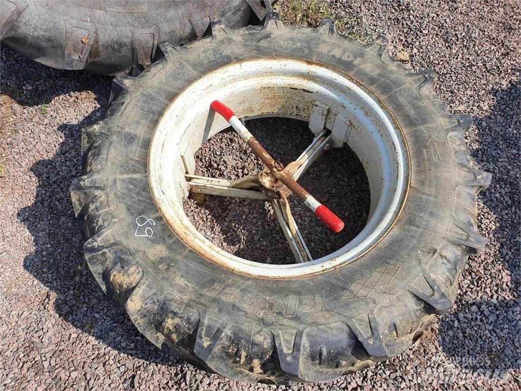 Kleber 11.2R24 Rehvid, rattad ja veljed