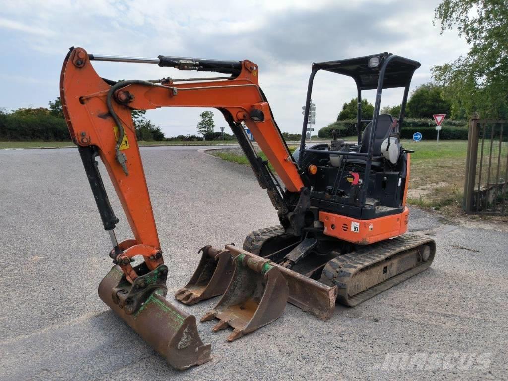 Hitachi ZX 26 U-5A Miniekskavaatorid < 7 t