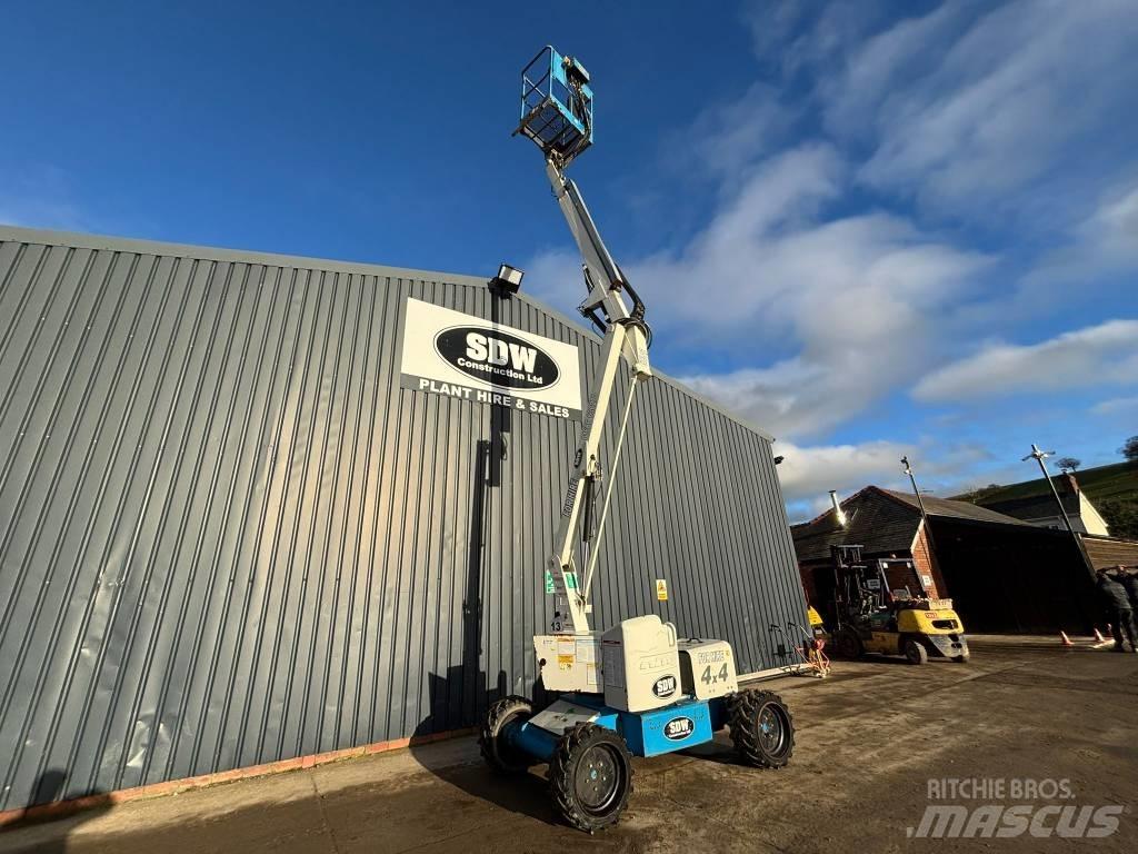 Niftylift HR 12 Iseliikuvad poomtõstukid