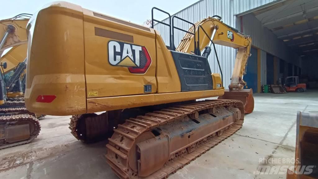 CAT 336 Roomikekskavaatorid