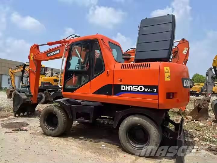 Doosan DH150W-7 Ratasekskavaatorid