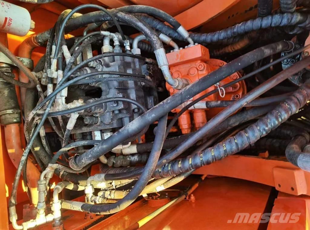 Doosan 150 W-7 Ratasekskavaatorid