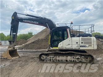 Hidromek HMK 220 LC Roomikekskavaatorid