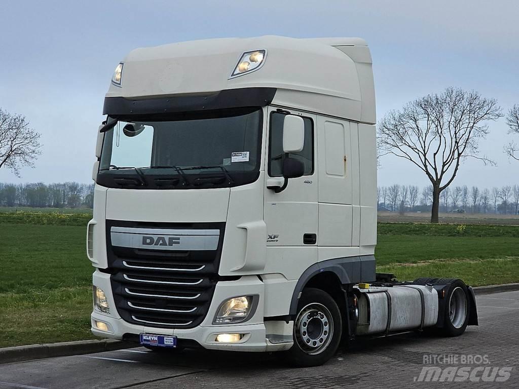 DAF XF 460 Sadulveokid