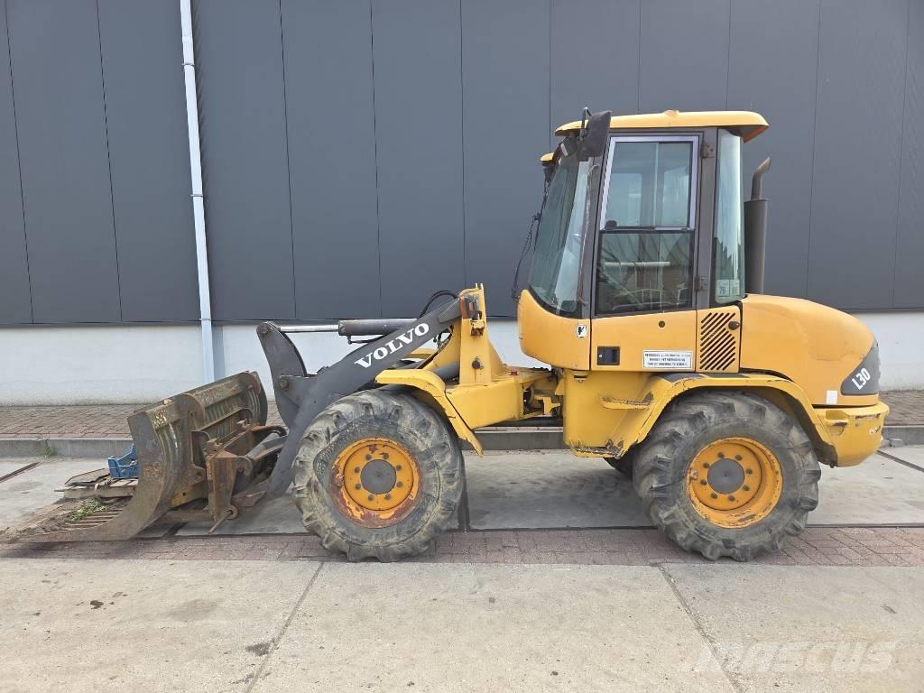 Volvo L 30 B Rataslaadurid