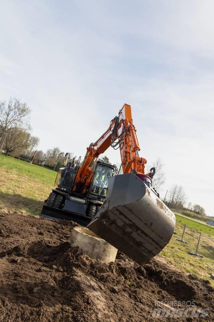 Hitachi ZX 150 W-7 Ratasekskavaatorid