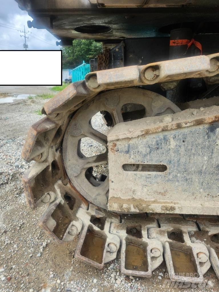 Kobelco BM100HD Roomikkraanad