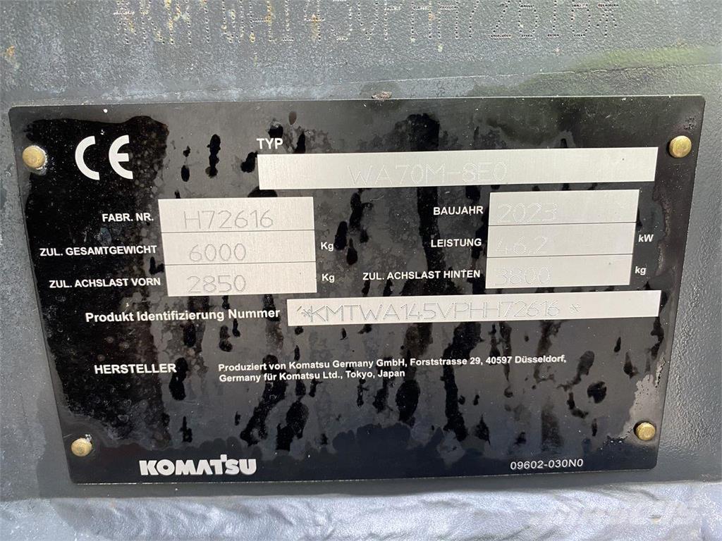 Komatsu WA70M-8EO Mitmeotstarbelised laadurid
