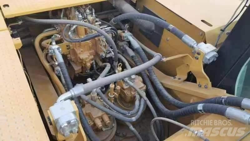 CAT 2022 CAT 350 Ratasekskavaatorid