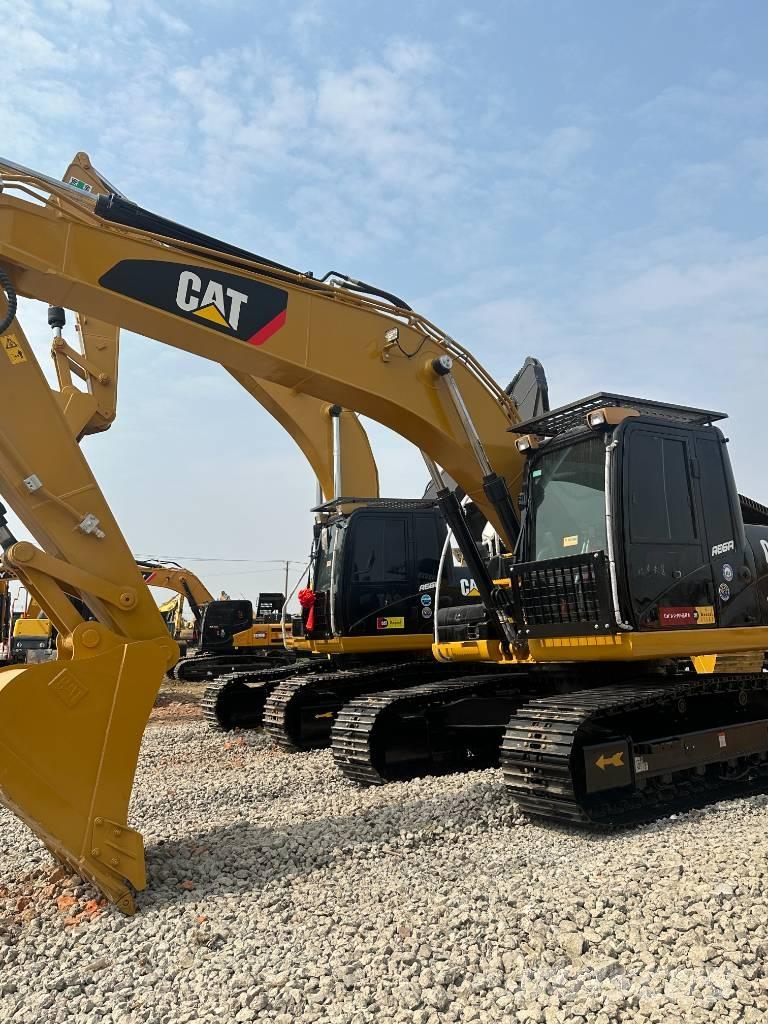 CAT 320 D Roomikekskavaatorid