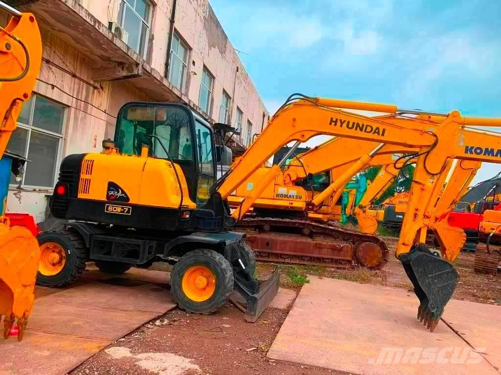 Hyundai Robex 60 W-7 Ratasekskavaatorid