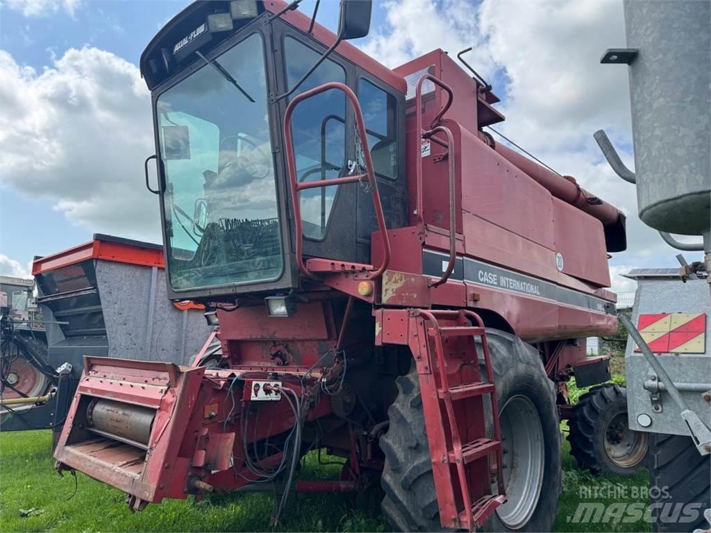 Case IH 1680 Axial Teraviljakombainid