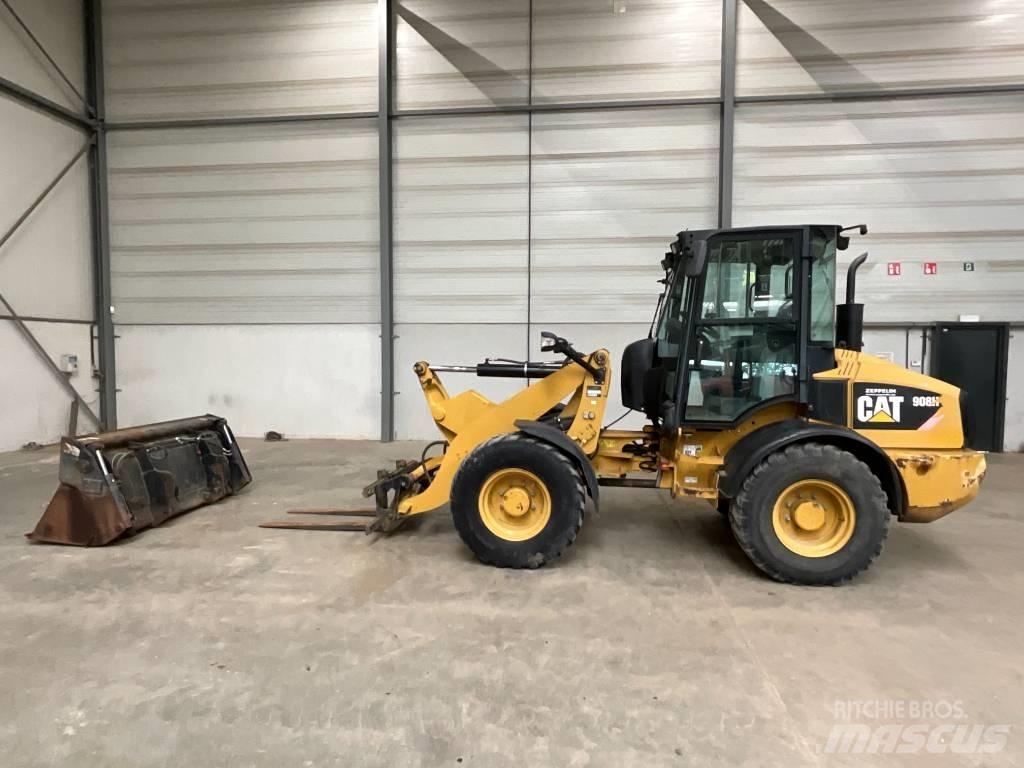 CAT 908 H Rataslaadurid