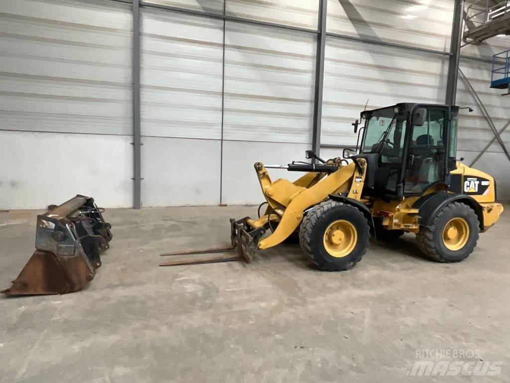 CAT 908 H Rataslaadurid