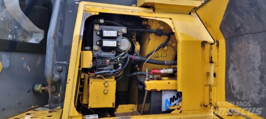 Komatsu D 61 EX-15 Buldooserid