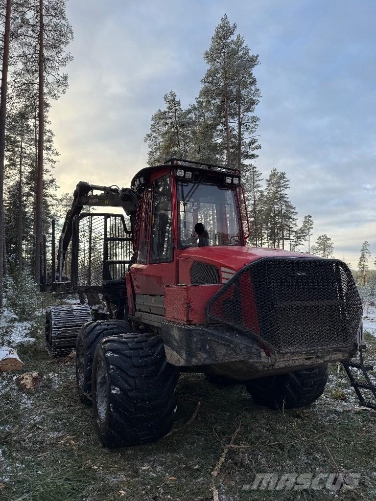 Komatsu 875 Forwarderid