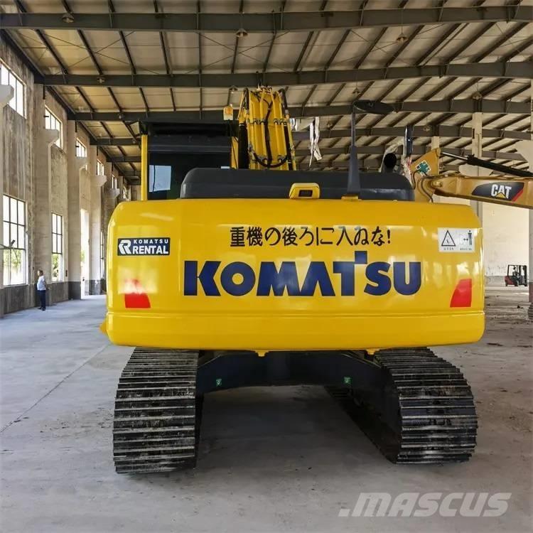 Komatsu PC200-8 Roomikekskavaatorid