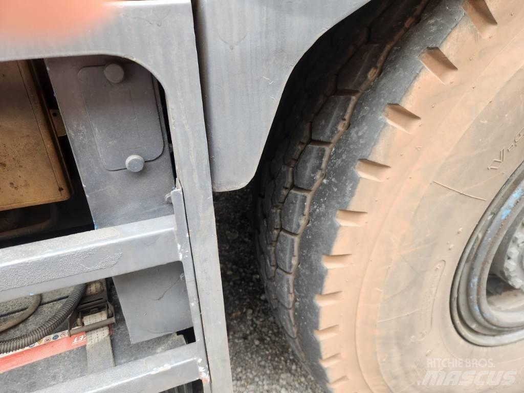 Kobelco RK 250-5 Raske maastiku tõstukid