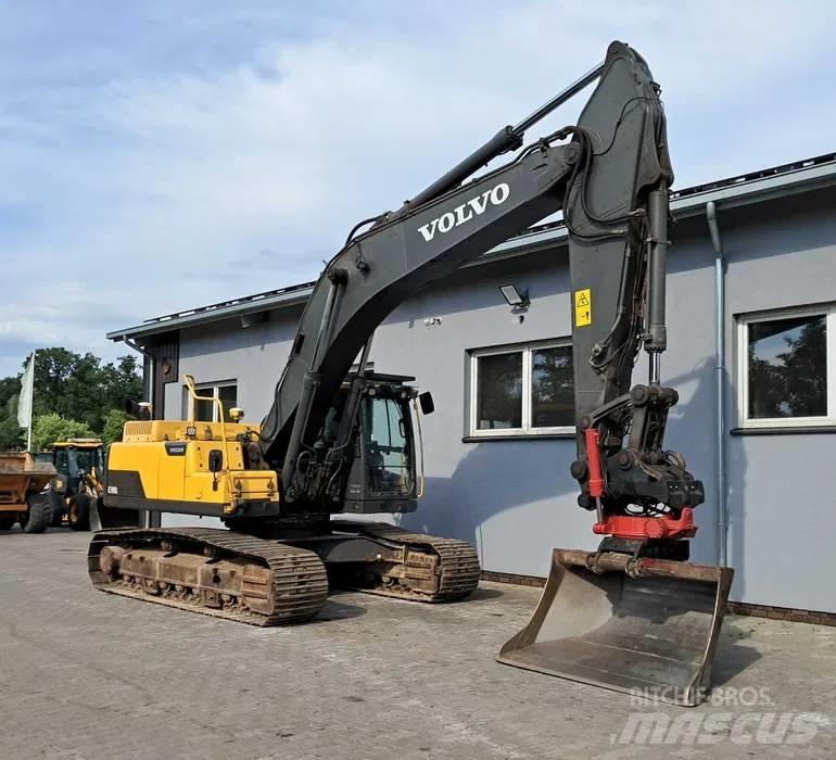 Volvo EC 300 D L Roomikekskavaatorid