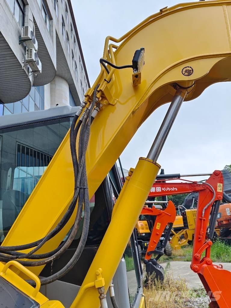 Komatsu PC 78 US Roomikekskavaatorid