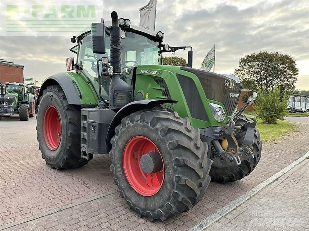 Fendt 828 vario s4 Traktorid