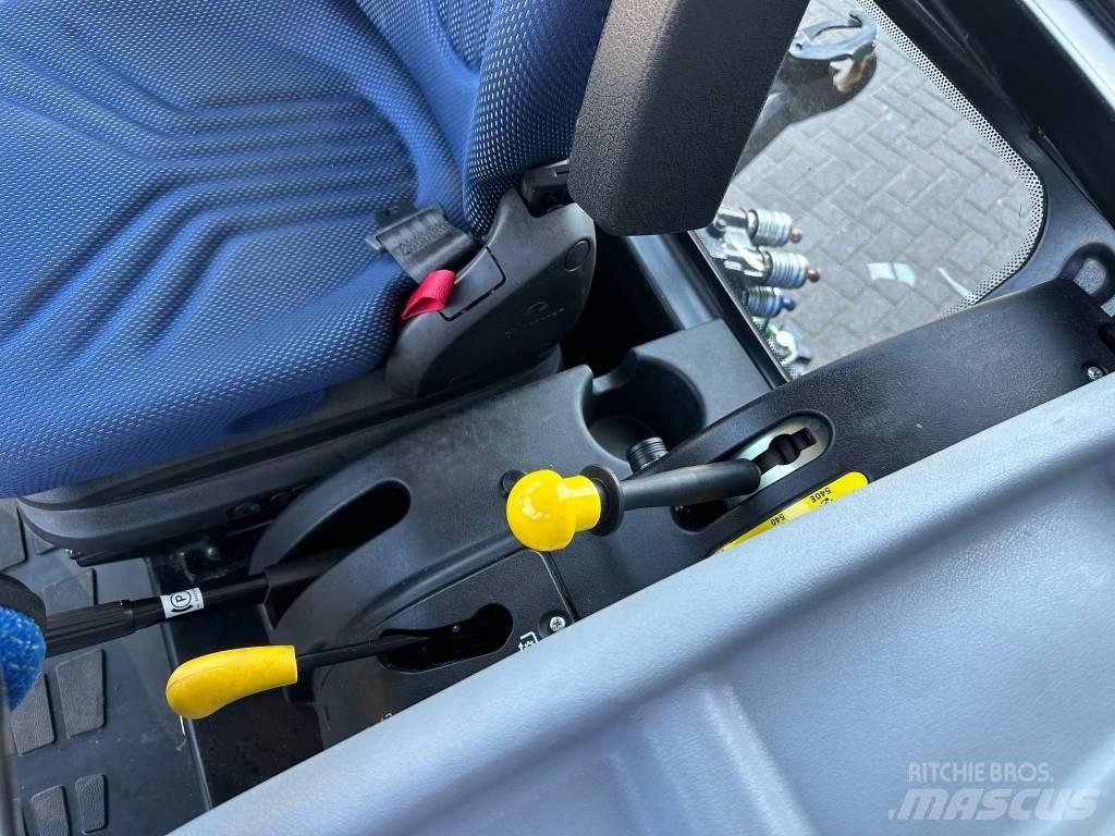 New Holland T4.75 S Traktorid