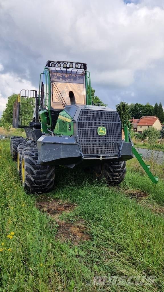 John Deere 1010G Forwarderid