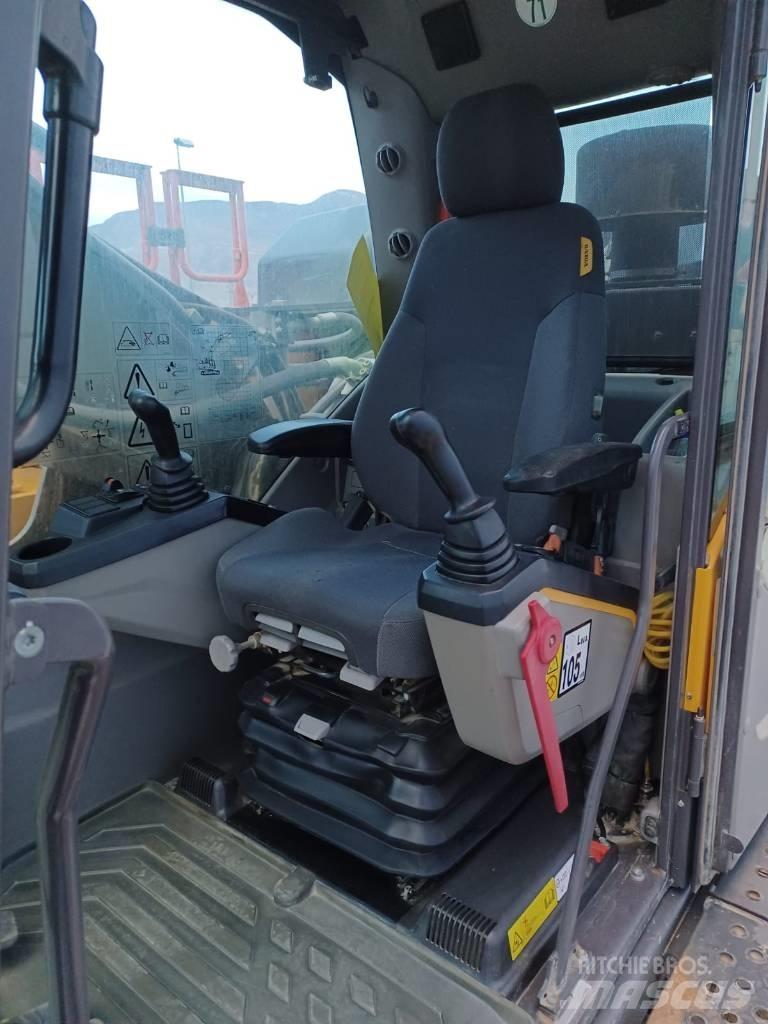 Volvo EC 380 EL Roomikekskavaatorid