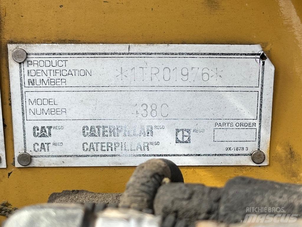 CAT 438 C Ekskavaatorlaadurid