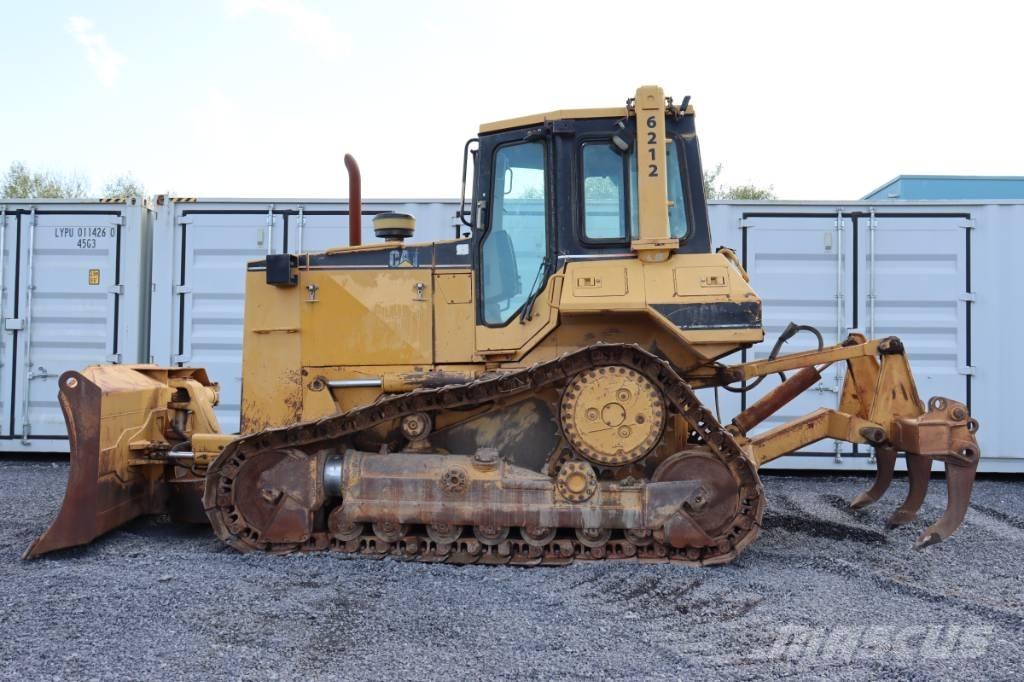 CAT D 6 M XL Buldooserid